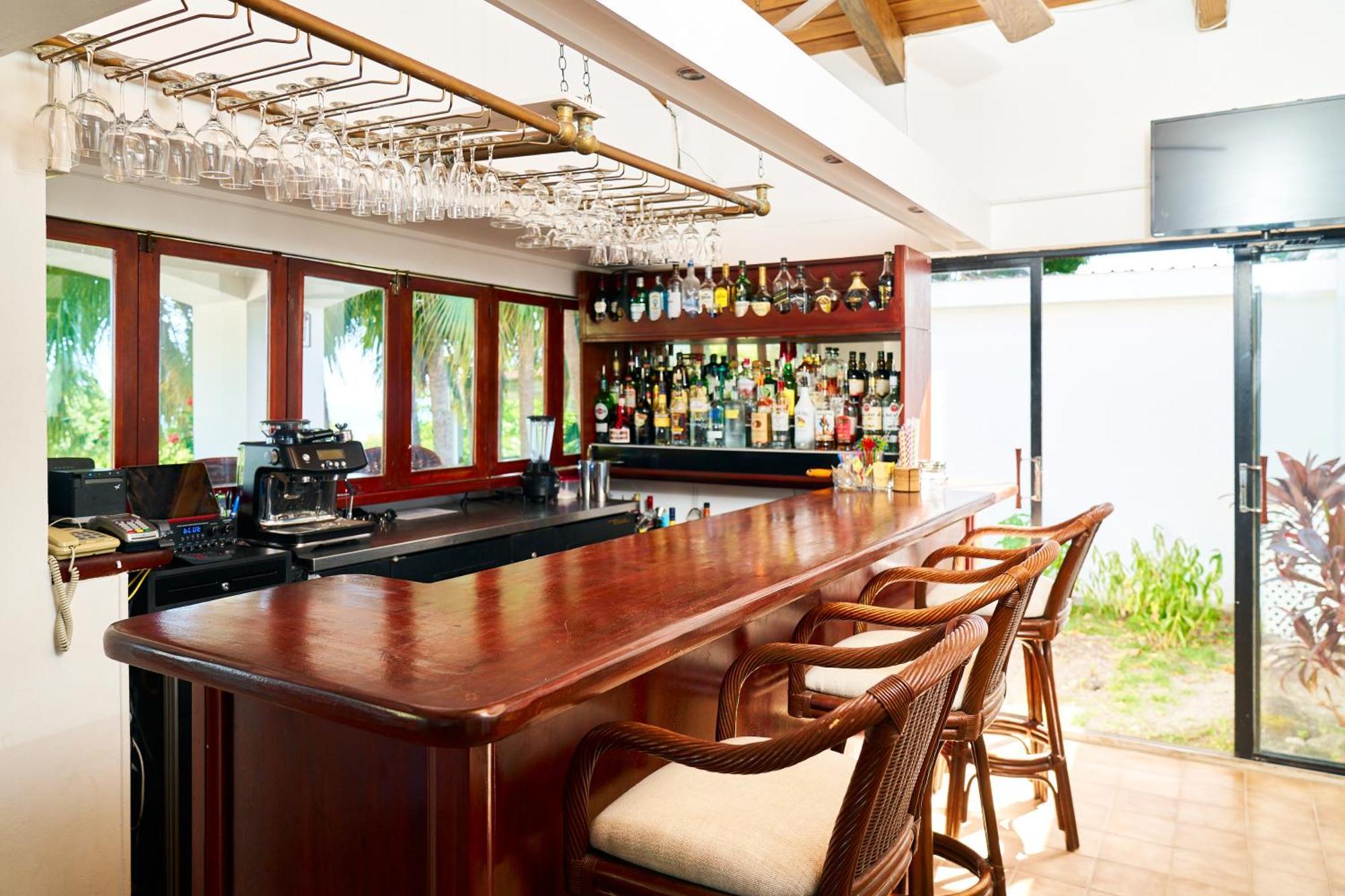 Mount Nevis Hotel Ngoại thất bức ảnh